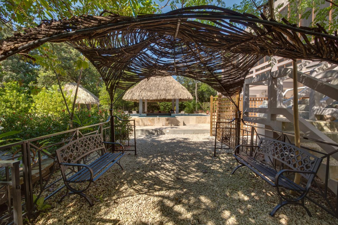 Bayshore Bijou Suites Maya Beach Dış mekan fotoğraf
